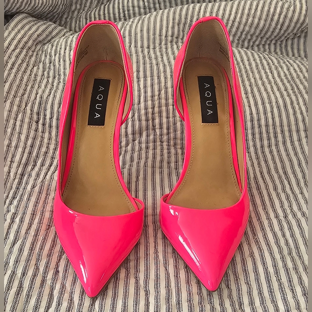 Aqua Women's Pink Pumps